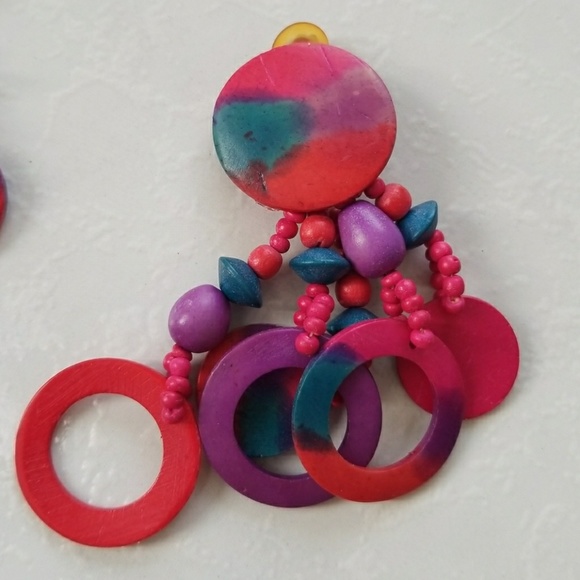 Costume jewelry, clip on earrings - Picture 2 of 4